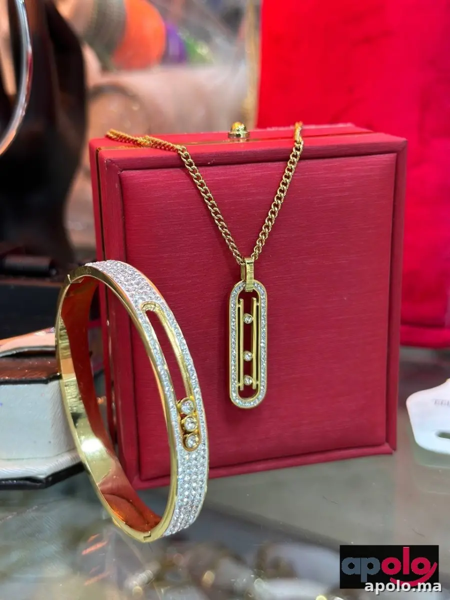 الجديييد.  براسلي او سنسال شيك😍😍