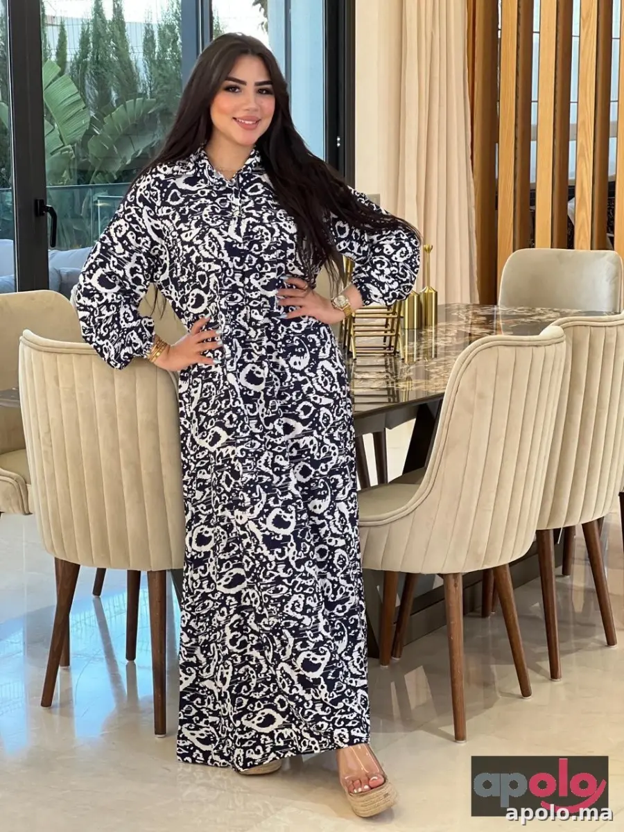 ملابس انيقة