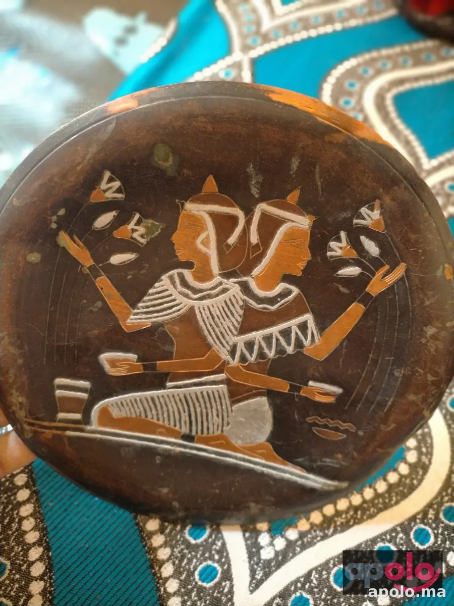 لوحة فنية قديمة جدا 