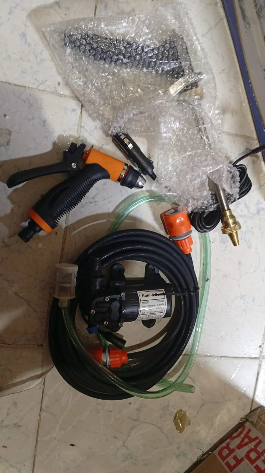 *مضخة لغسل السيارات